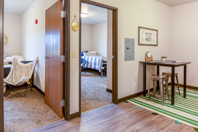 Timberwolf Suites Student Apartments