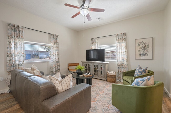 Building Photo - 6166 Imperial Loop Dr Unit ID1328080P