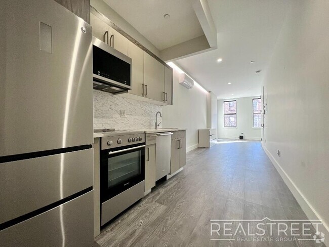 Building Photo - Modern New Studio in Bushwick! Unit 2A Rental