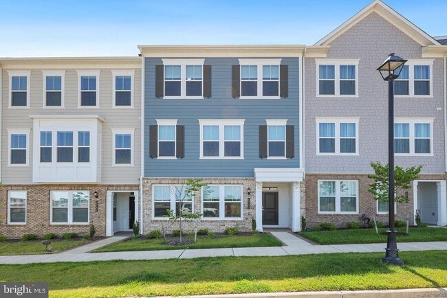 Building Photo - 1743 Riverbluff Ave Rental