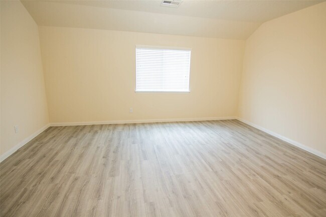 Photo - 6239 Brenwood Cir