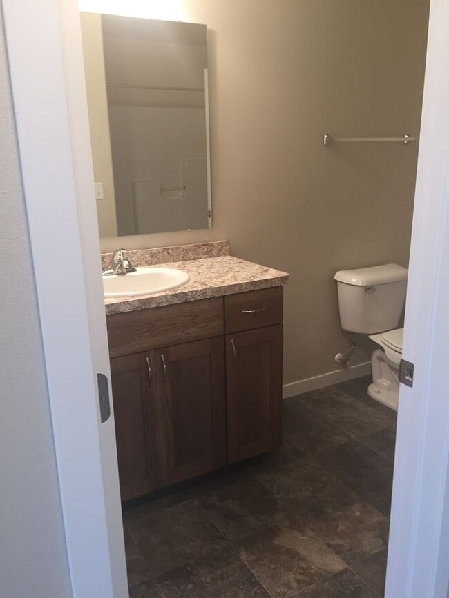 Photo - 3 Bed 2 Bath Twinhome