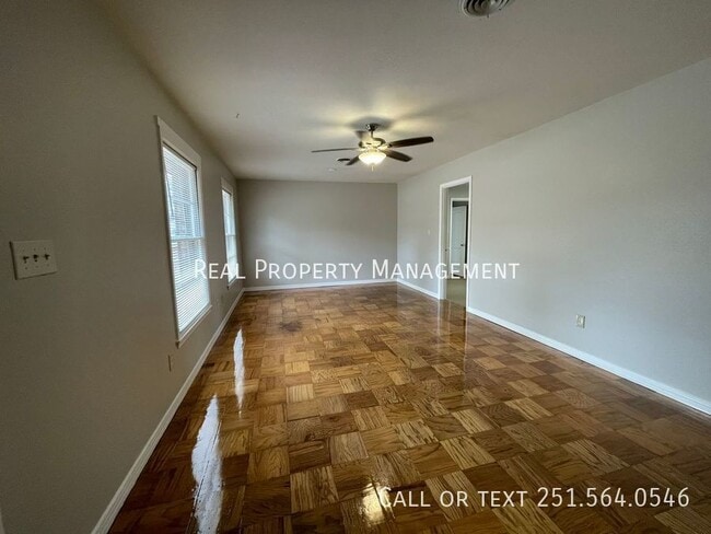 Photo - 914 Graymont Dr