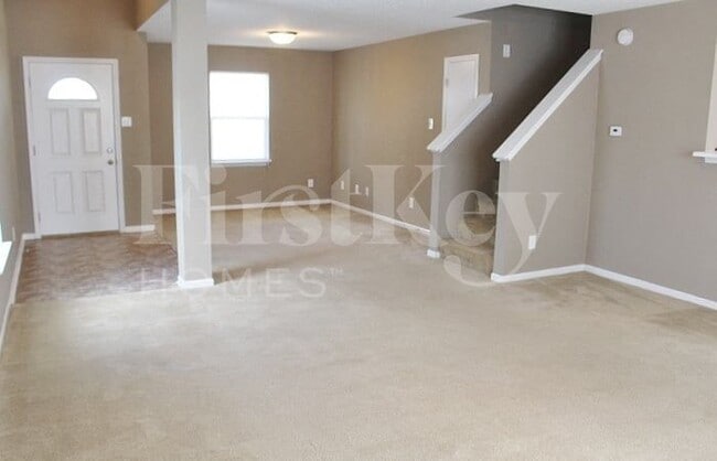920 Indigo Dr