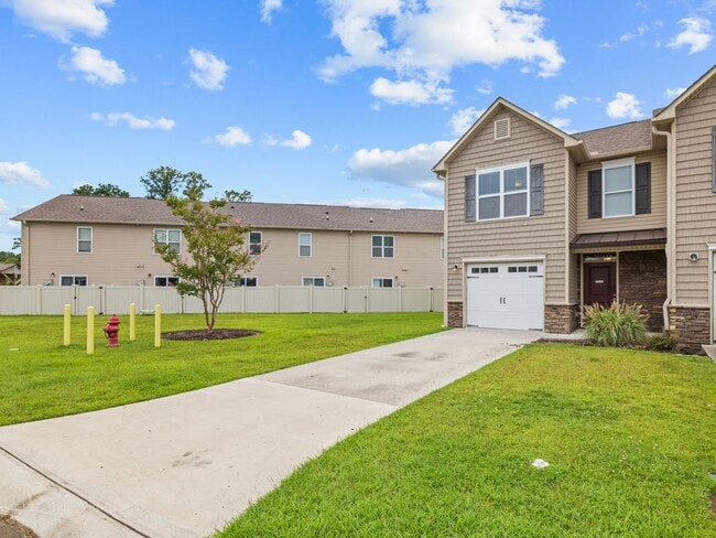 Photo - Boyington Place End Unit