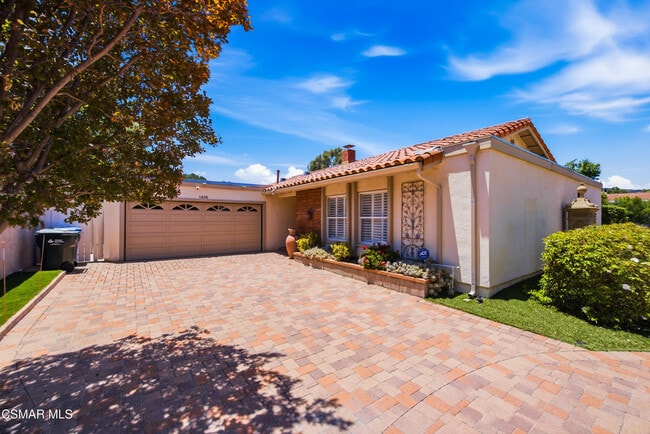 Photo - 1090 Elfstone Ct
