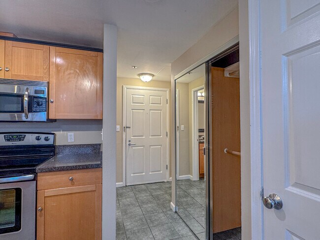 Photo - 2600 2nd Ave