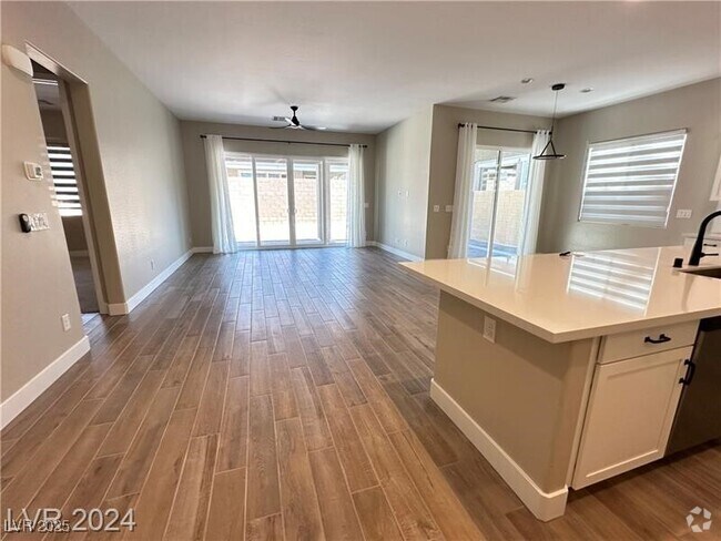 Building Photo - 3961 W Haleh Ave Rental