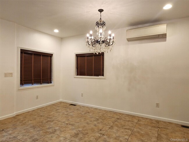 Photo - 235-02 Seward Ave