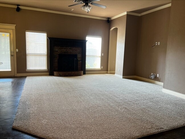 Photo - 13111 Red Oak Dr