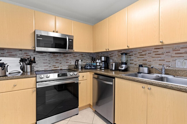 Photo - 2280 SW 32nd Ave Unit SI ID1056260P