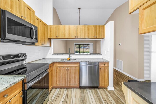 Photo - 8415 Gardens Cir