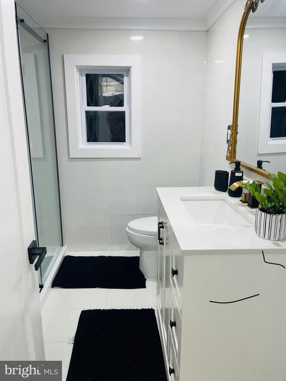 Photo - 2326 Fairview St