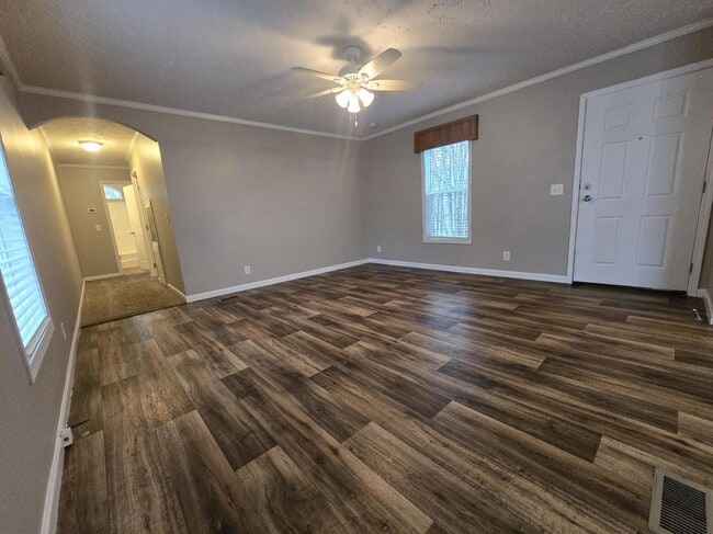 Photo - 1918 Miss Ellie Dr