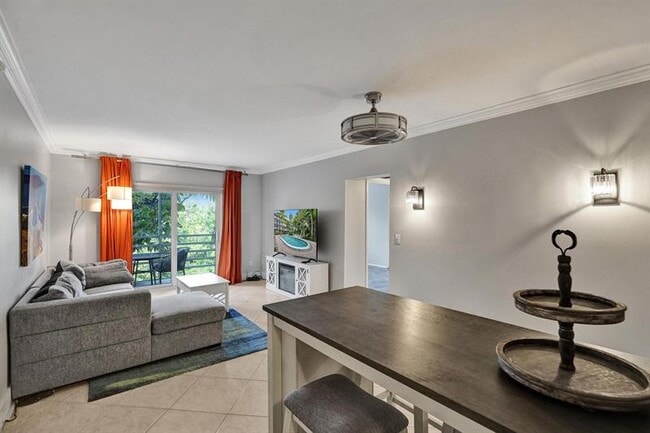 Photo - 1407 NE 56th St Unit 202