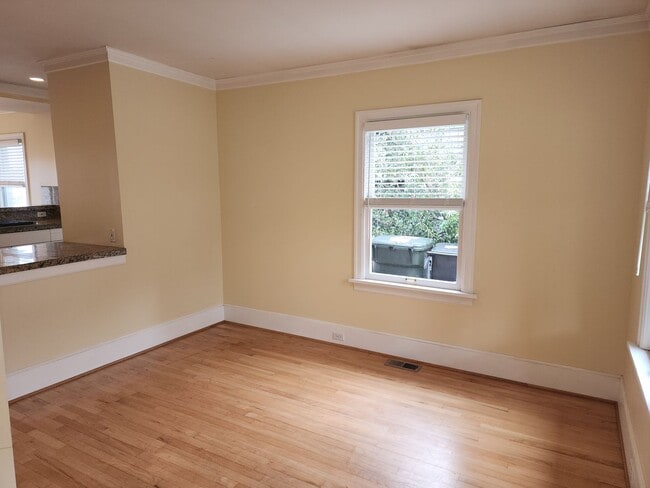 Photo - Spacious 3BR/3BA in Sought- After Queen Anne Location