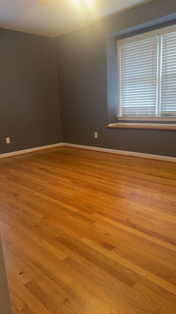 Photo - Available Now! Four bedroom 2.5 Bathroom!!