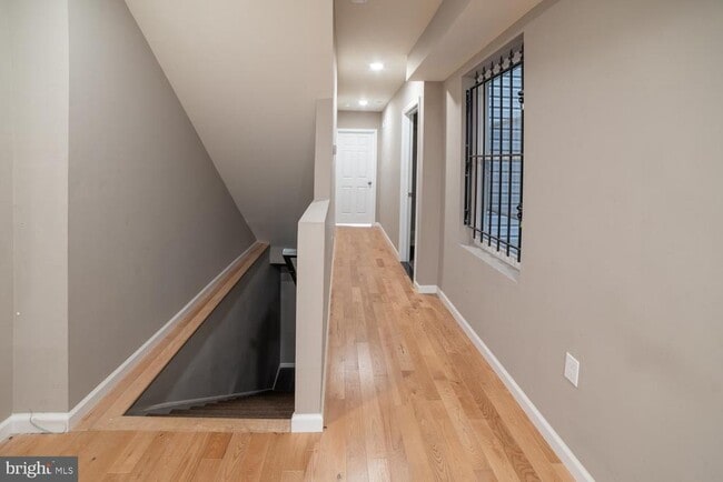 Photo - 1715 W Berks St