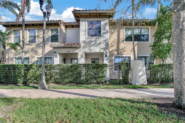 Photo - 12430 NW 32nd St