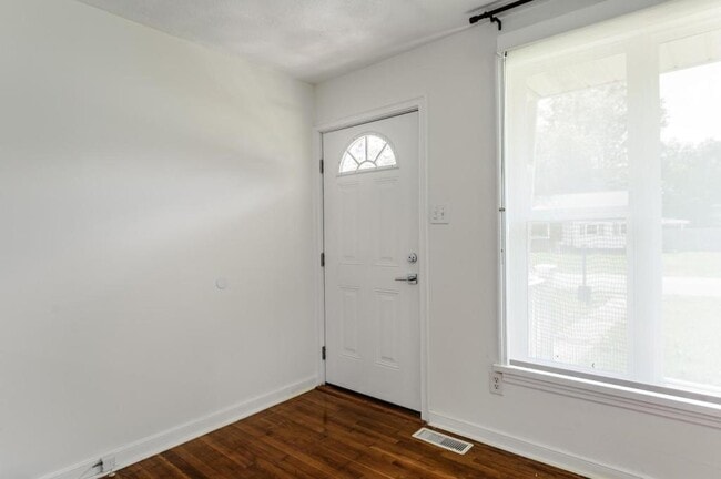 Photo - 9507 Stockbridge Dr