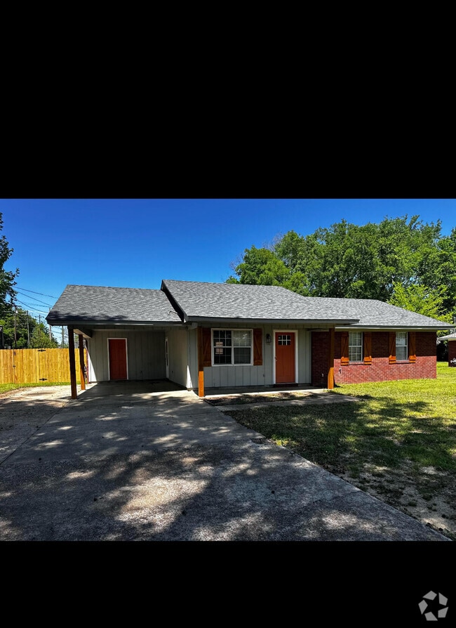 Building Photo - 701 11th Ave S Rental