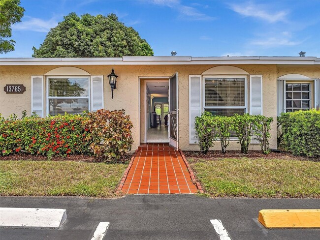 Building Photo - 13785 Flora Pl