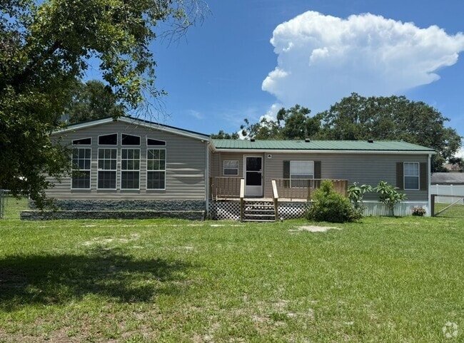 Building Photo - 3 Bedroom / 2 Bath House On A Acre