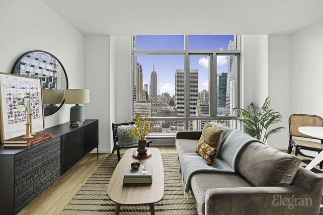 Photo - 18 W 48th St Unit PHD