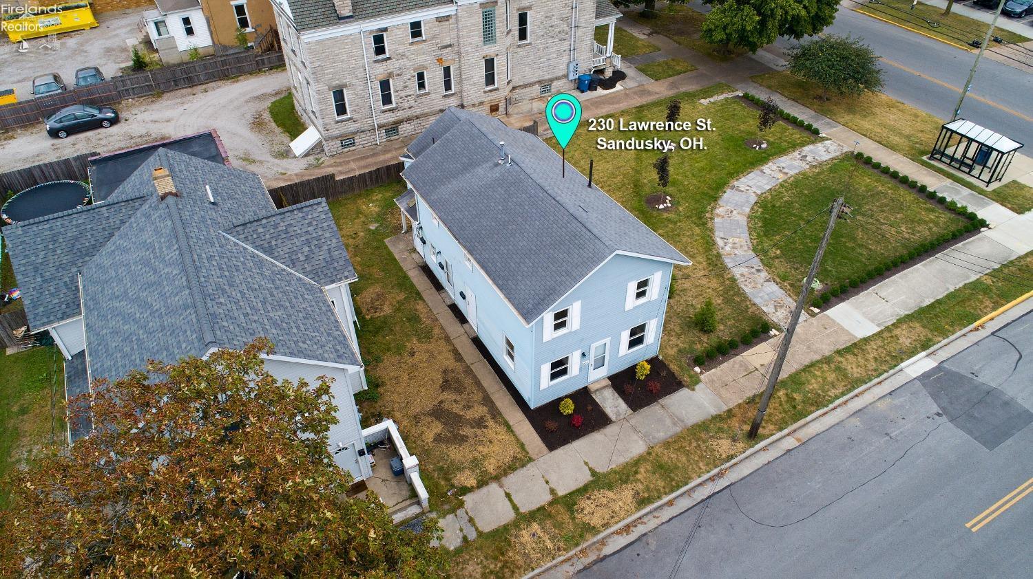 Photo - 230 Lawrence St
