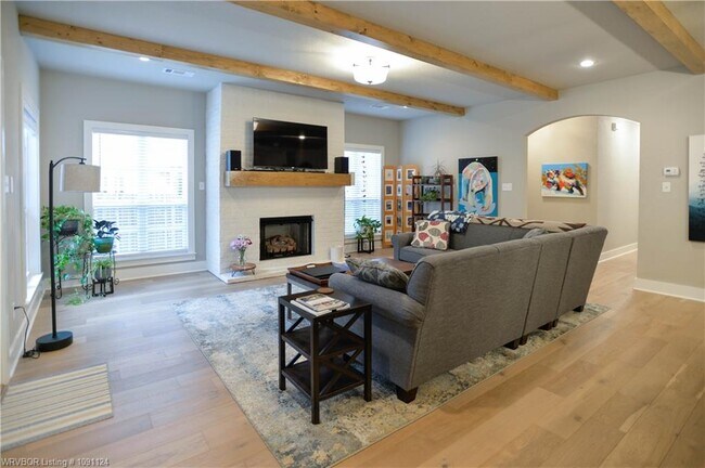 Photo - 8115 Donnington Ct