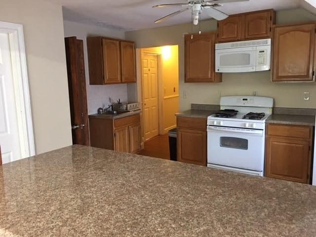 Photo - 171 Montgomery Ave Unit 3