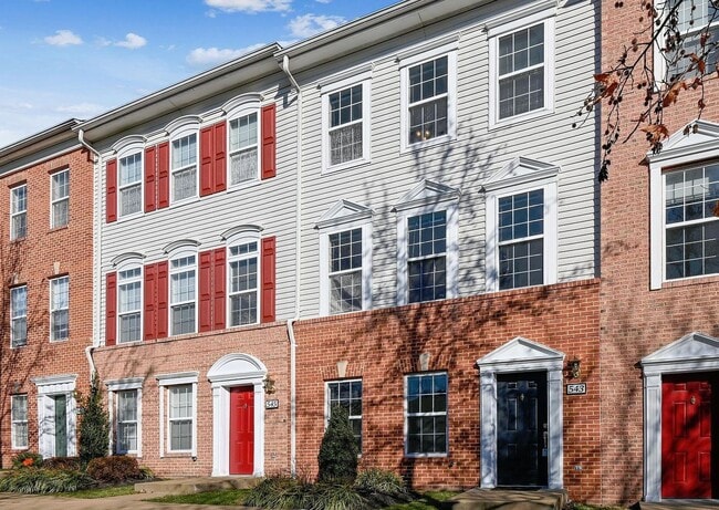 Photo - Resort-Style High View Townhome with 2-Car Garage, Private Office & Walkable Hunt Valley Location
