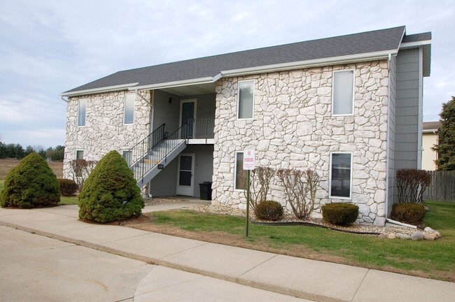 Building Photo - 2501-D Clinton Unit 2501-D Clinton Rental