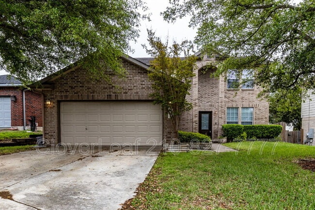 Photo - 2208 Sunderidge