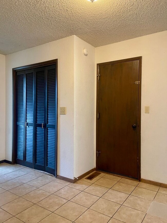 Photo - CHARMING 3 BED 2 BATH HOUSE WITH NEW HVAC, ROOF & LARGE FENCED BACKYARD