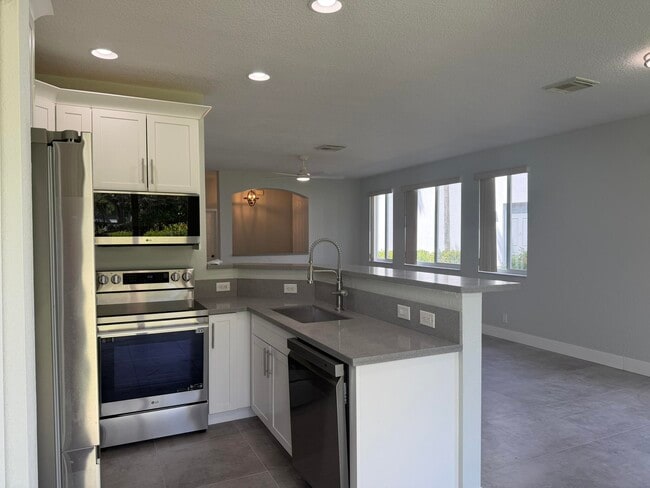 Photo - 3251 Laurel Ridge Cir