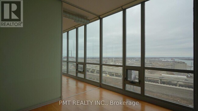 Photo - 33 Mill St Unit 1704