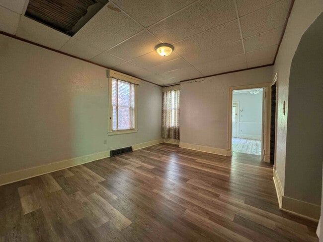 Photo - 420 Arabella St