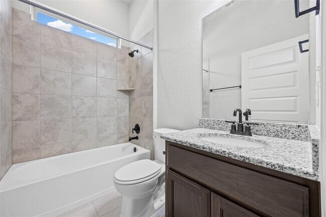 Photo - 12900 Bloomington Dr