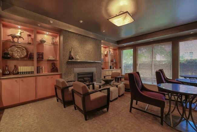 Building Photo - 3505 Sage Rd Unit 502