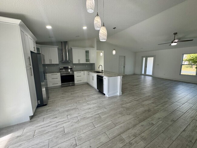 Photo - 1872 Tulane Ave SE