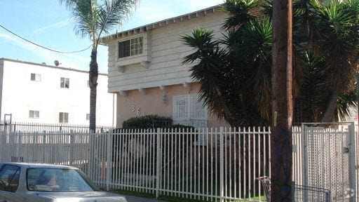 Building Photo - 3612 W. 102nd St. Rental