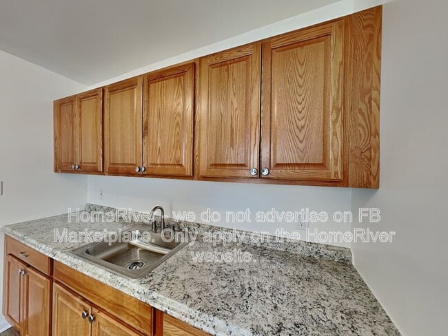 Photo - 289 Hilton Ave