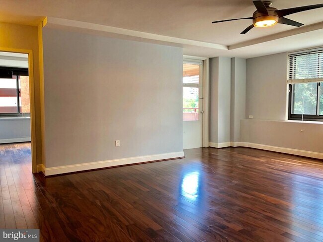 Photo - 1021 Arlington Blvd Condo Unit 706