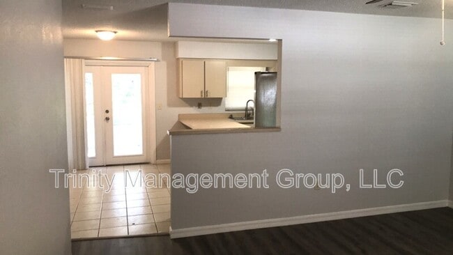 Photo - 2240 NE 39th St