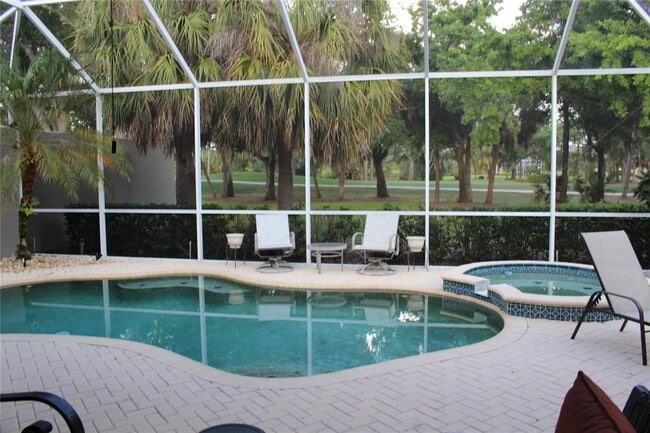 Photo - 5019 88th St E