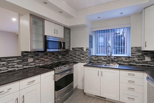 Photo - 3421 Rue Drummond Unit 17