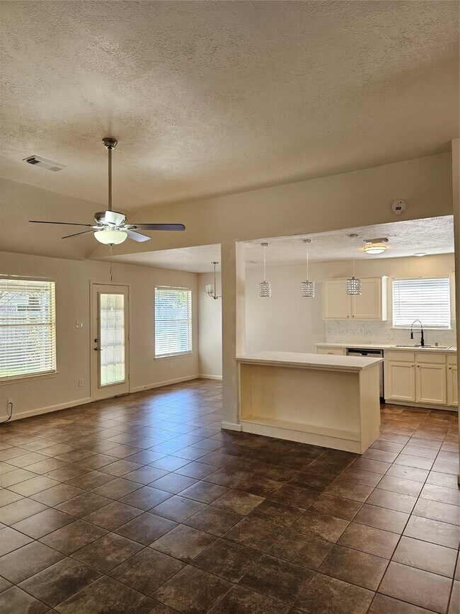 Photo - 16027 Cypress Trace Dr