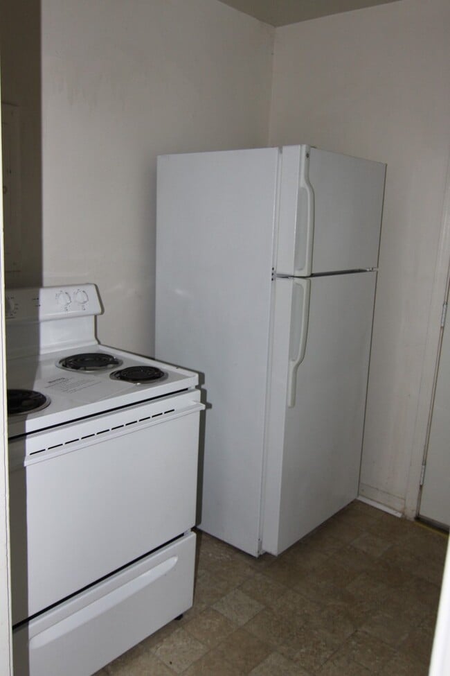 Photo - 2 Bedroom Home For Rent Near APSU!