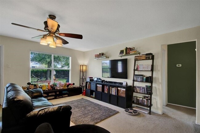 Photo - 615 Salma Ct